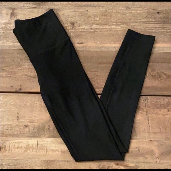 Lululemon pants - Picture 3 of 6